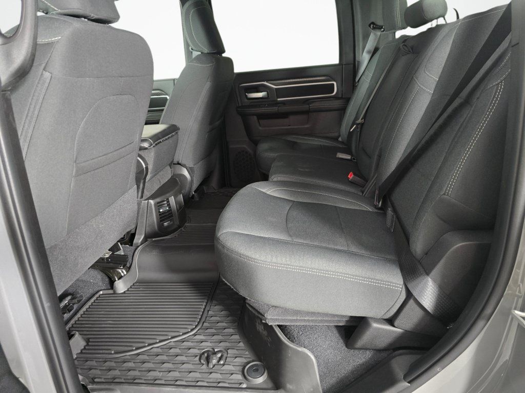 New 2026 RAM 2500 Big Horn AWD/4WD image 35