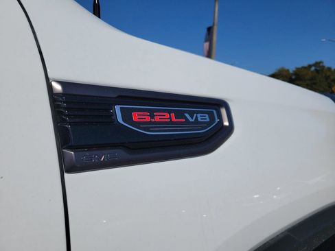 New 2026 GMC Sierra 1500 AT4X image 5