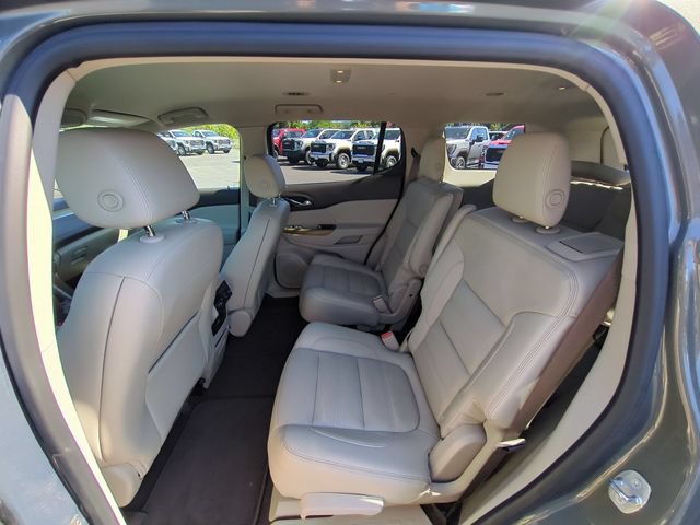 Used 2017 GMC Acadia Denali w/ Technology Package AWD/4WD image 30