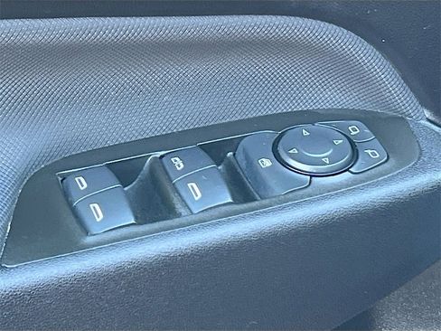 Used 2024 Chevrolet Equinox RS image 18