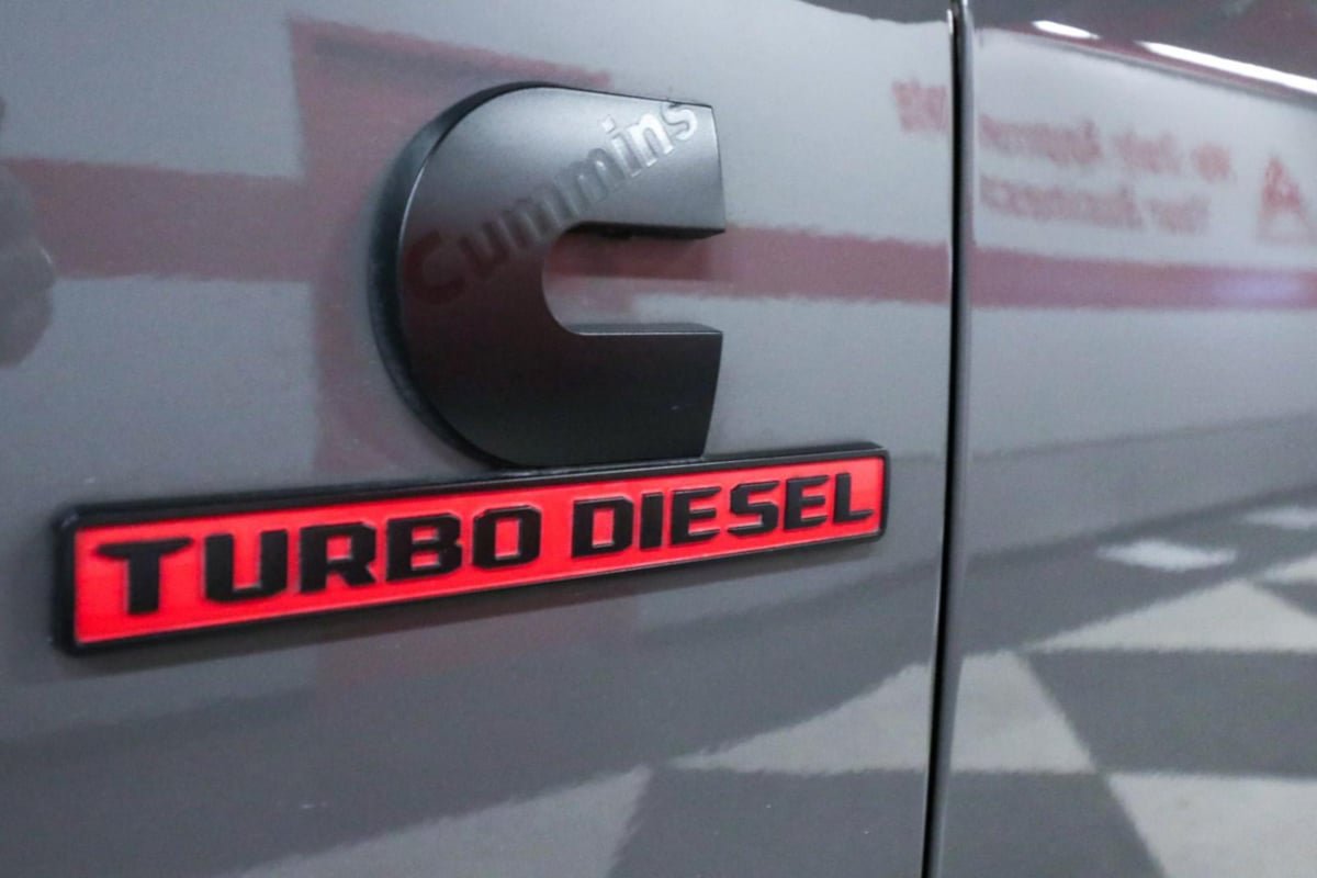 Used 2025 RAM 2500 Laramie w/ Night Edition AWD/4WD image 39