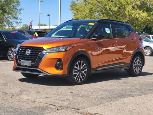 Certified 2023 Nissan Kicks SR w/ SR Premium Package FWD image 2