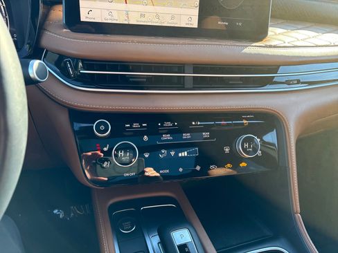 Certified 2023 INFINITI QX60 Autograph image 17