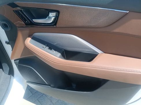 Used 2025 Acura MDX SH-AWD w/ Advance Package image 26