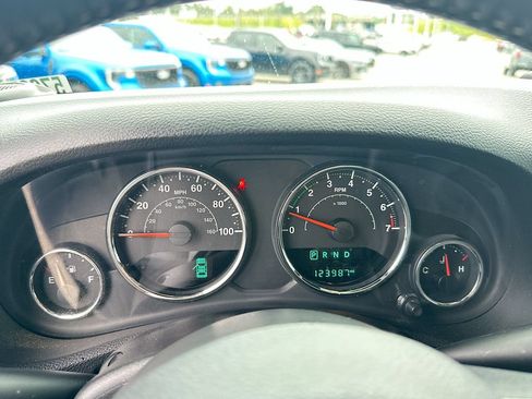 Used 2018 Jeep Wrangler Unlimited Sport S AWD/4WD image 12
