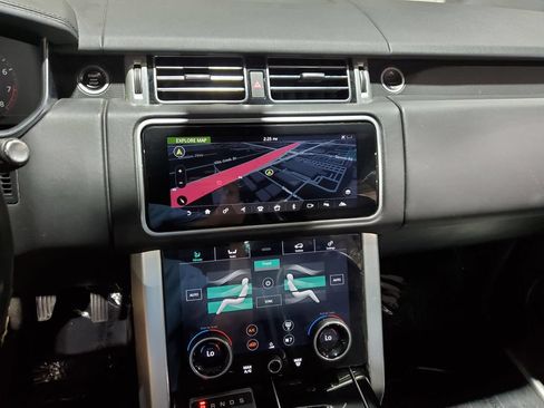 Used 2018 Land Rover Range Rover HSE AWD/4WD image 31