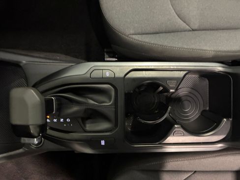 Used 2025 Kia K4 LXS image 41