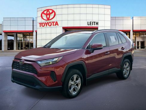 Used 2025 Toyota RAV4 XLE w/ Convenience Package image 1
