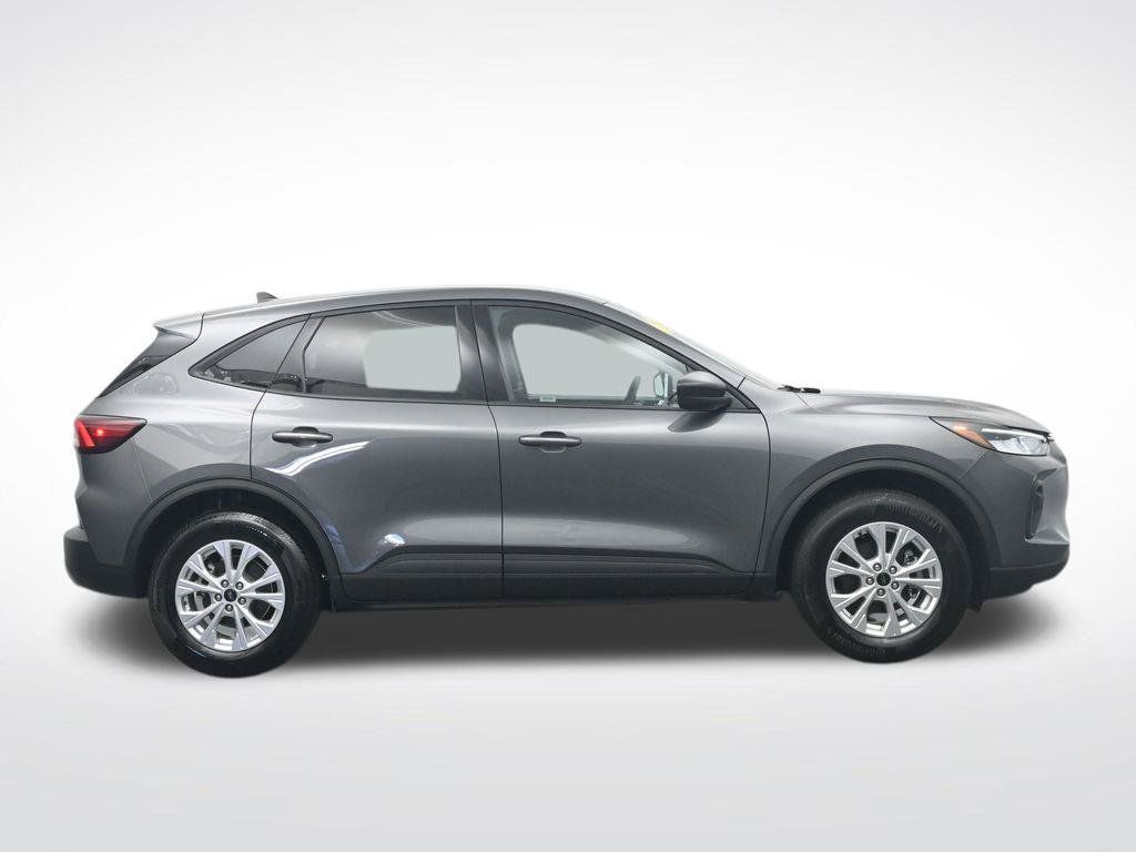 Used 2025 Ford Escape Active AWD/4WD image 4
