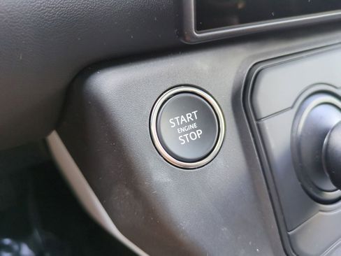 New 2026 Land Rover Defender 110 X-Dynamic SE image 23