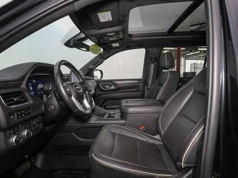 Used 2022 GMC Yukon XL SLT w/ SLT Premium Package AWD/4WD image 45