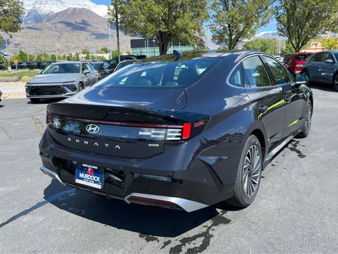 New 2026 Hyundai Sonata Limited FWD image 8