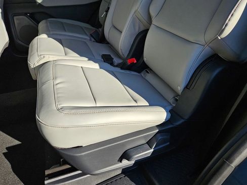 New 2026 Ford Explorer Active w/ Active Comfort Package image 25