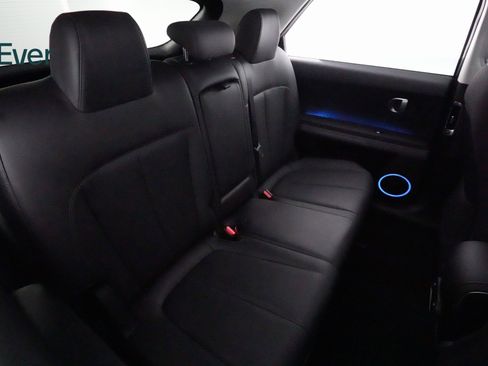 Used 2023 Hyundai Ioniq 5 SEL image 9