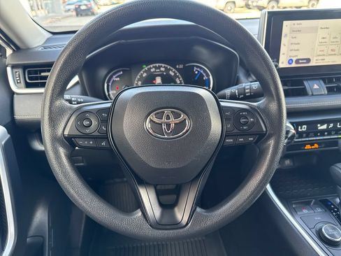 Certified 2025 Toyota RAV4 XLE AWD/4WD image 15