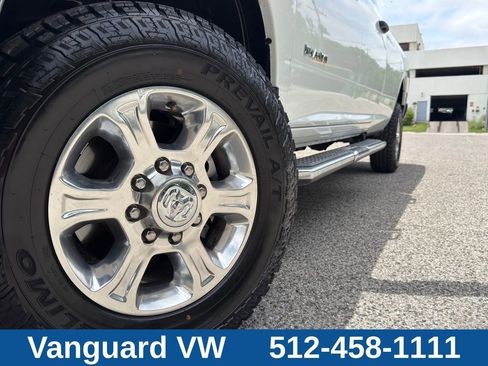 Used 2024 RAM 2500 Big Horn AWD/4WD image 4