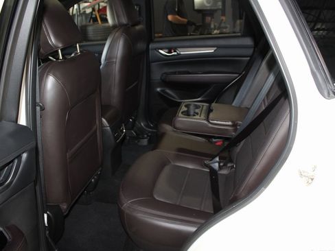 Used 2023 MAZDA CX-5 Signature image 18