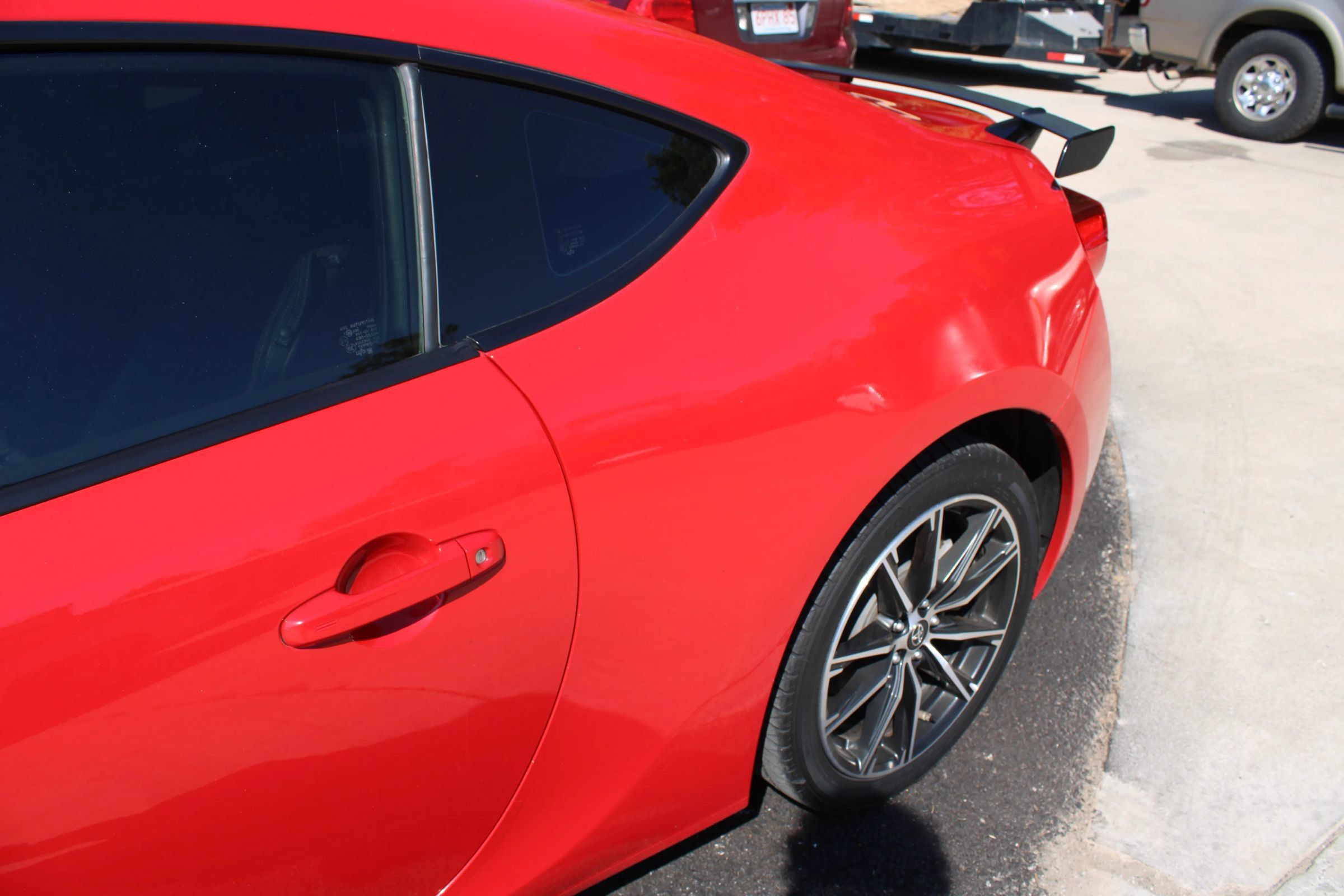 Used 2018 Toyota 86 RWD image 4