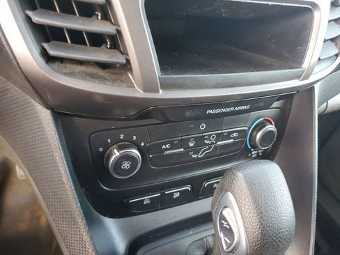 Used 2022 Ford Transit Connect XL image 17