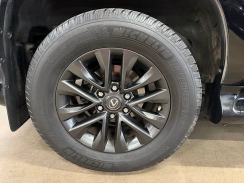 Used 2020 Lexus GX 460 Premium AWD/4WD image 36