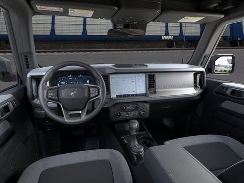 New 2026 Ford Bronco 2-Door AWD/4WD image 9