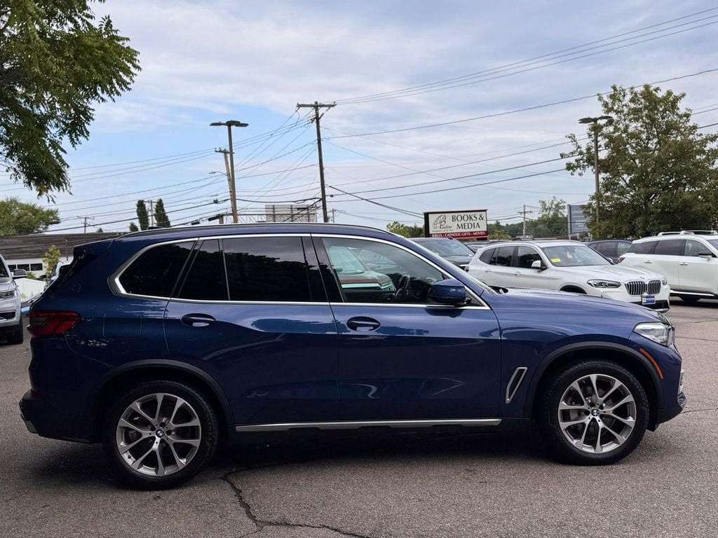 Used 2019 BMW X5 xDrive40i w/ Premium Package 2 AWD/4WD image 7
