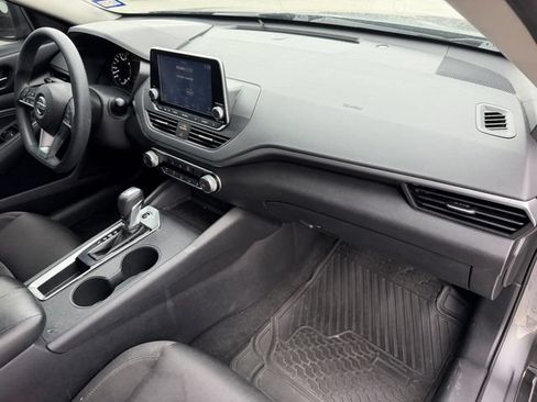 Used 2020 Nissan Altima 2.5 S FWD image 26