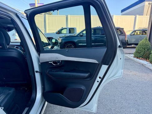 Used 2022 Volvo XC90 T6 Inscription w/ Advanced Package image 24