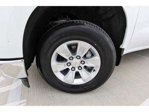 Used 2025 Chevrolet Silverado 1500 LT image 30