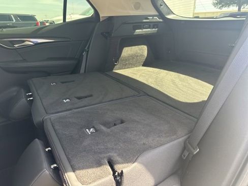 Used 2023 Buick Envision Preferred AWD/4WD image 50