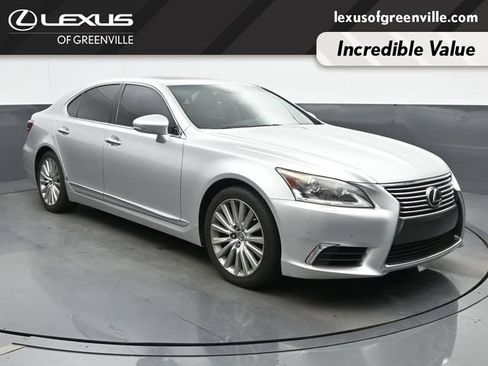 Used 2013 Lexus LS 460 w/ Comfort Pkg RWD image 2
