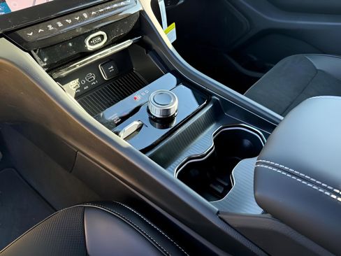New 2026 Jeep Grand Cherokee Altitude AWD/4WD image 26