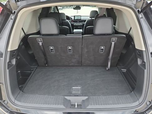 Used 2025 Honda Pilot Touring image 18