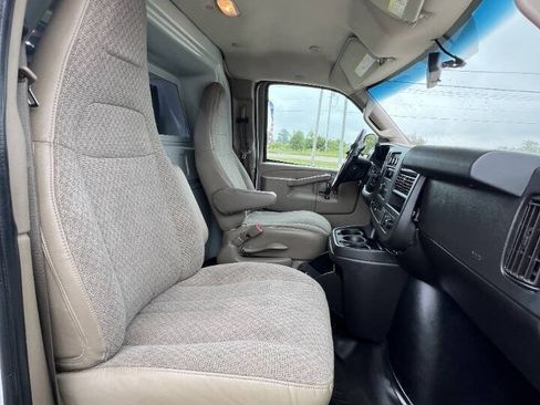 Used 2020 Chevrolet Express 2500 Extended w/ Enhanced Convenience Package RWD image 15