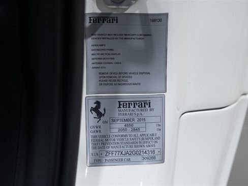 Used 2016 Ferrari California T RWD image 31