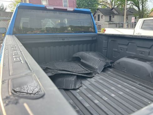 Used 2023 Chevrolet Silverado 1500 Custom w/ LPO, Dark Essentials Package AWD/4WD image 7