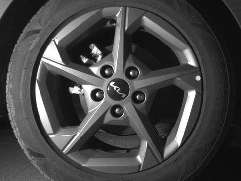 Used 2025 Kia K4 LXS image 15