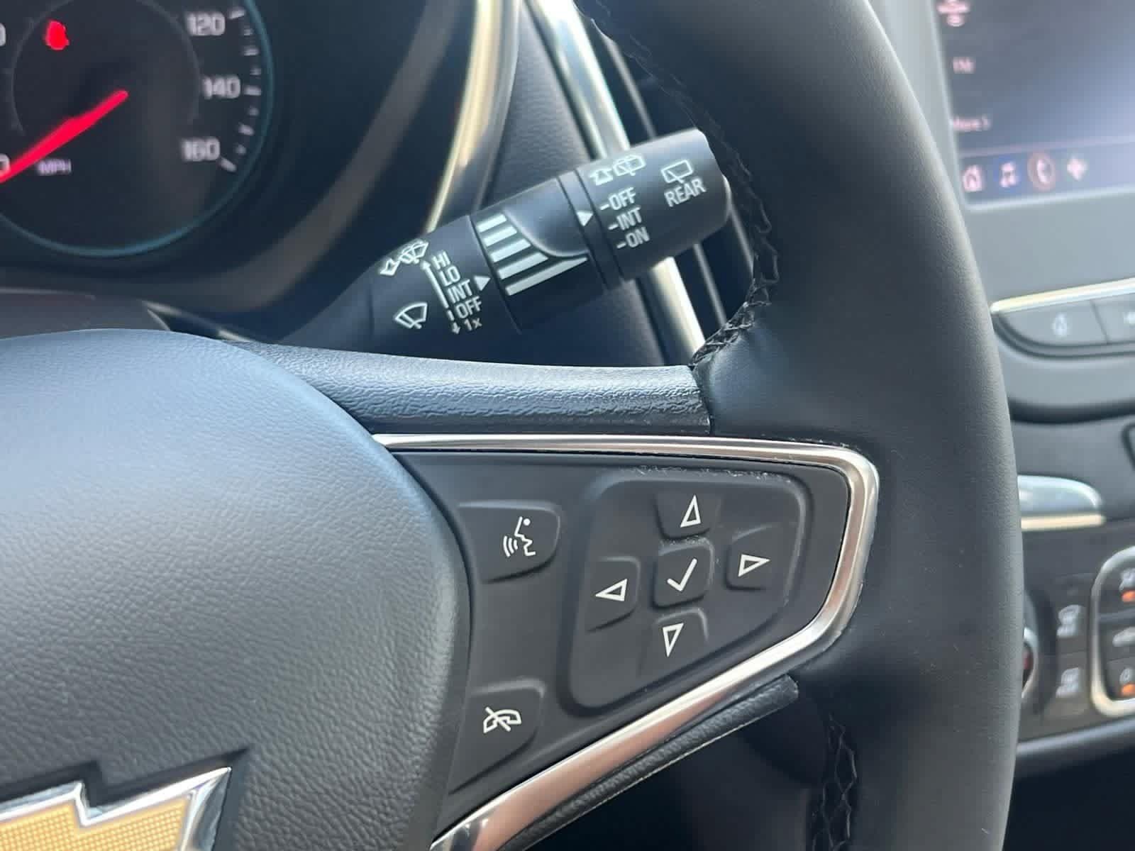 Certified 2024 Chevrolet Equinox LT AWD/4WD image 18