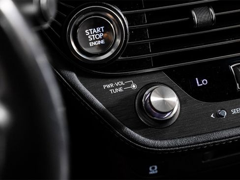 Used 2018 Lexus LS 500 image 25