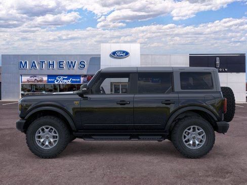 New 2025 Ford Bronco Badlands AWD/4WD image 3