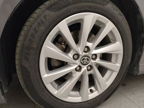 Used 2023 Toyota Camry LE image 31