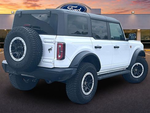 Used 2023 Ford Bronco Badlands AWD/4WD image 13