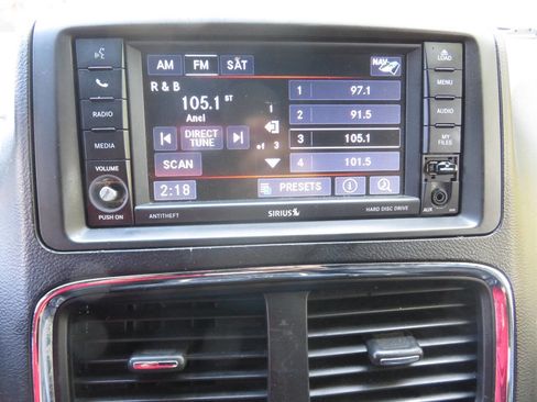 Used 2018 Dodge Grand Caravan GT FWD image 21