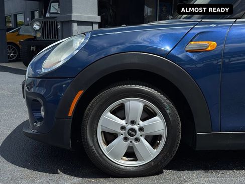 Used 2015 MINI Cooper 4-Door Hardtop FWD image 12