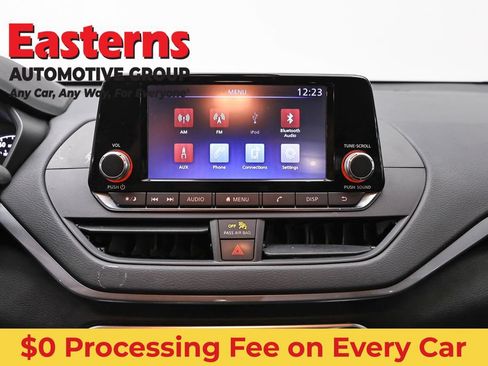Used 2023 Nissan Altima 2.5 S FWD image 11