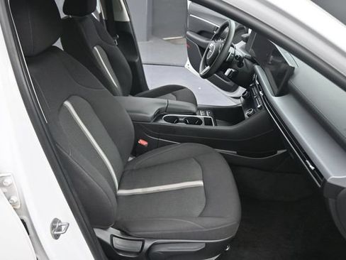 Used 2025 Hyundai Sonata SEL FWD image 14