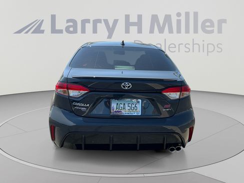 Certified 2026 Toyota Corolla SE w/ SE Premium Package FWD image 4