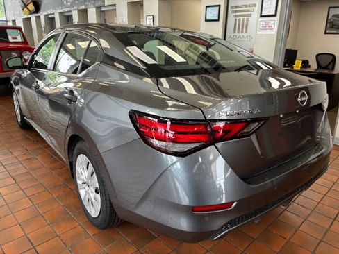 Used 2024 Nissan Sentra S FWD image 16