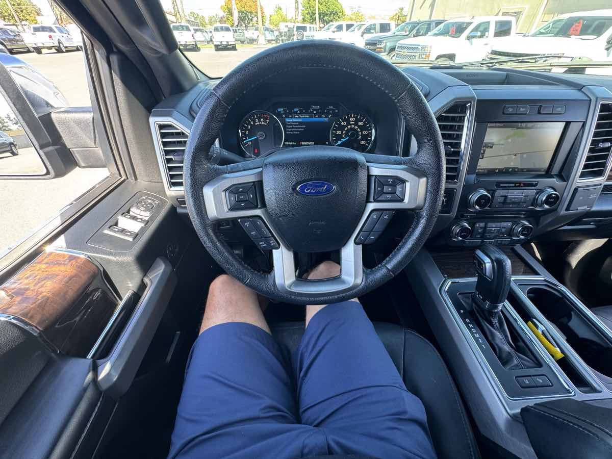 Used 2015 Ford F150 Platinum w/ Equipment Group 701A Luxury AWD/4WD image 36