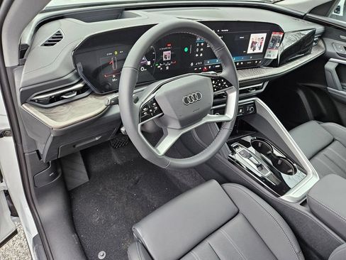 New 2025 Audi Q5 Premium Plus AWD/4WD image 9
